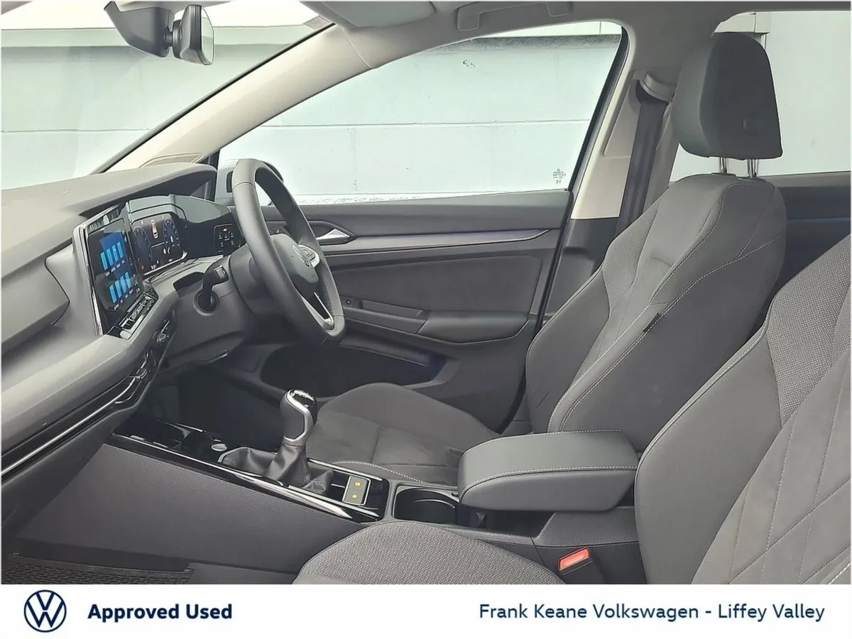 Volkswagen Golf Style 1.5 TSI 130HP  privacy Glas - Image 4