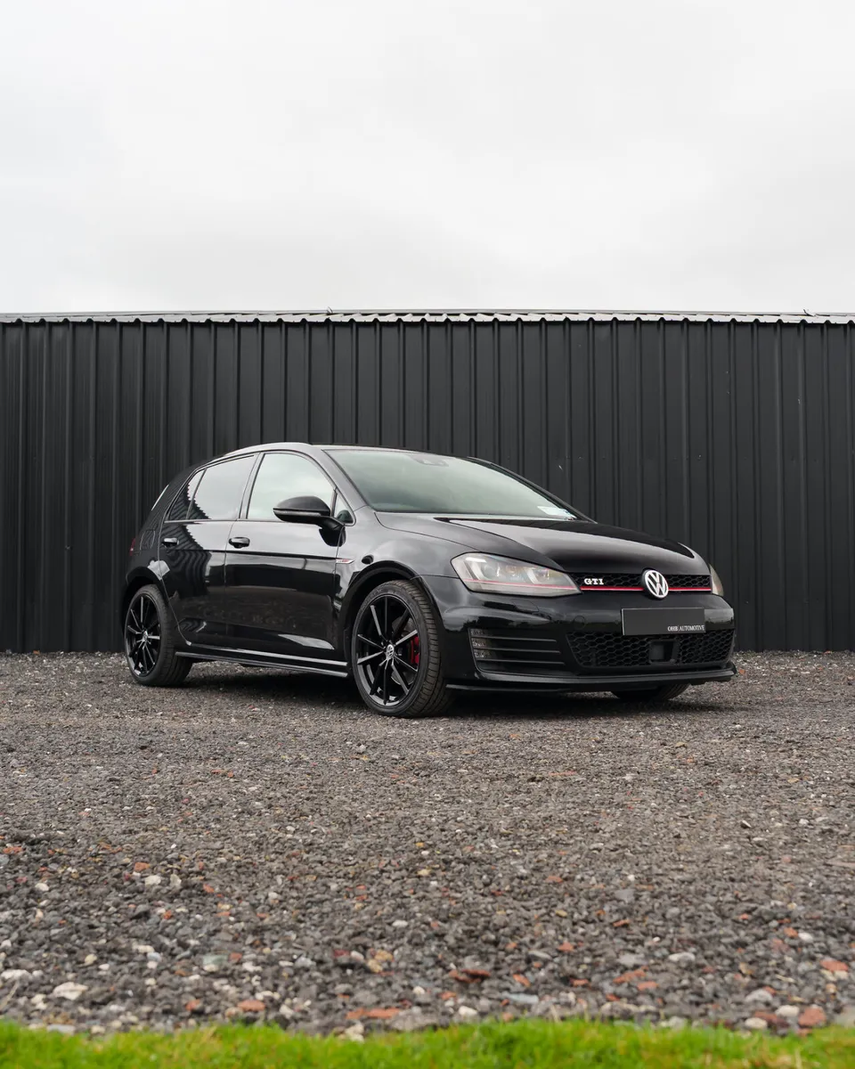 Volkswagen Golf Gti - Image 2