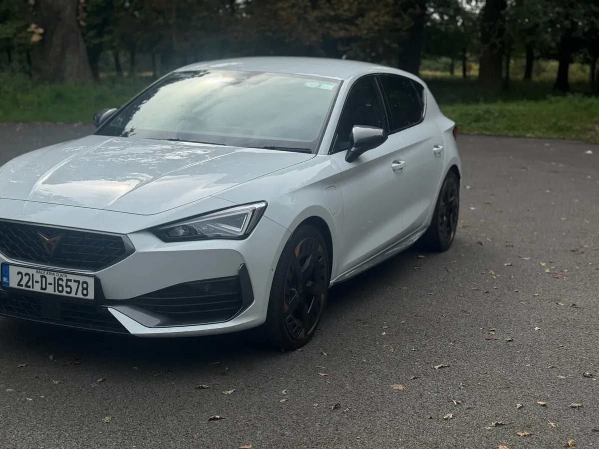 221 Cupra Leon VZ 1.4eTSI PHEV 245HP - Image 2