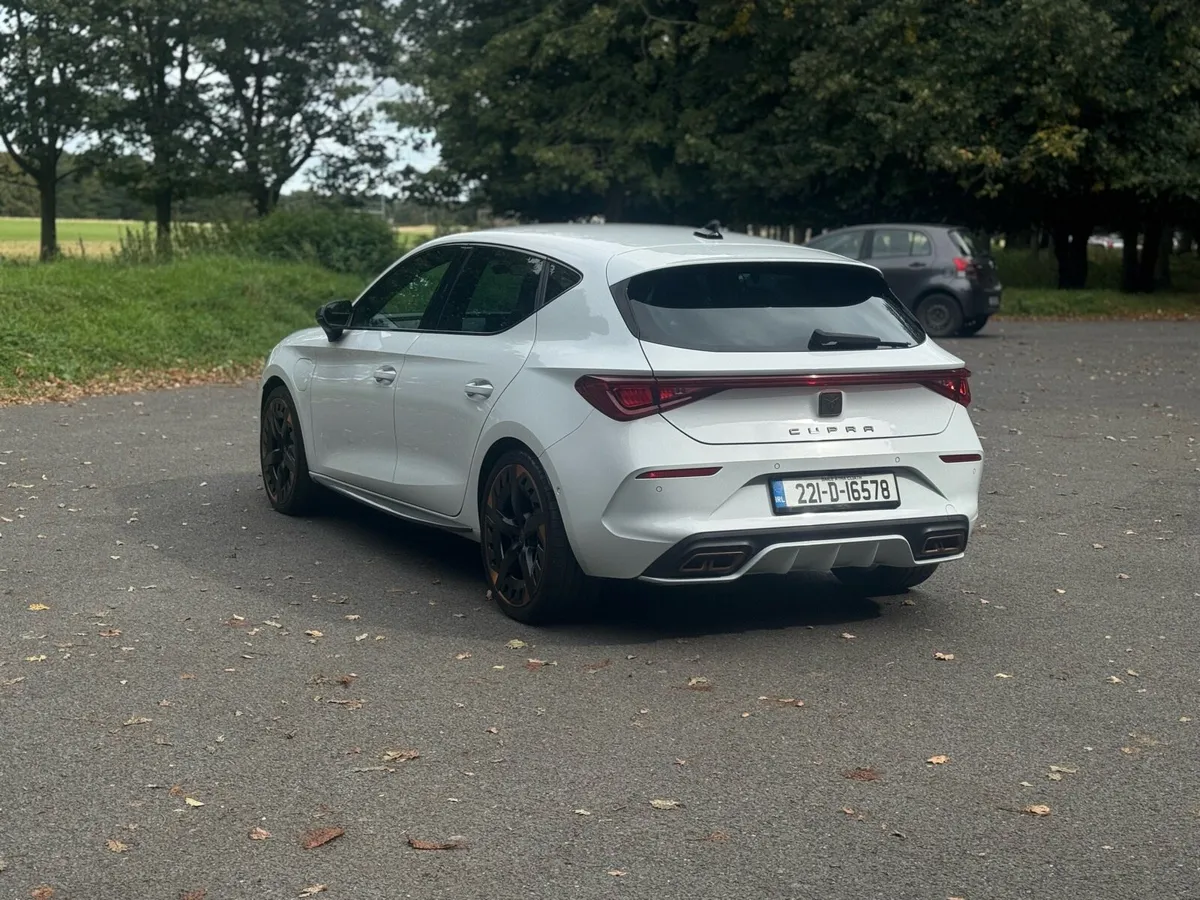 221 Cupra Leon VZ 1.4eTSI PHEV 245HP - Image 4