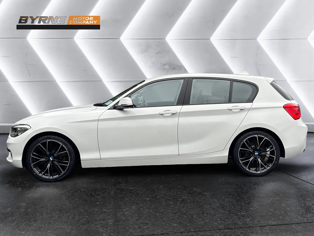 BMW 118i SE AUTO, 2016 - Image 2