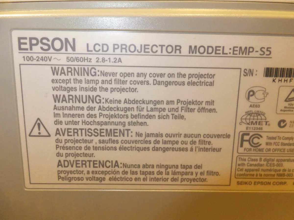 Epsom LCD projector - Image 3