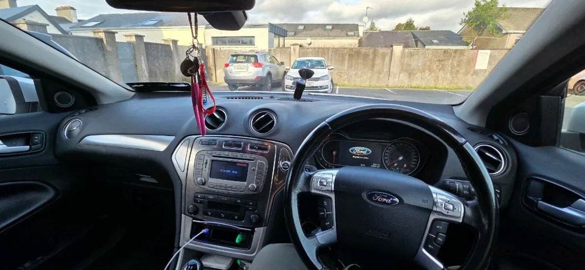 Ford mondeo titanium x - Image 3