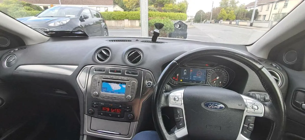 Ford mondeo titanium x - Image 4