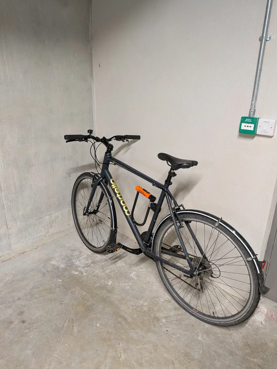 Bike + Bike Equipment - Image 3