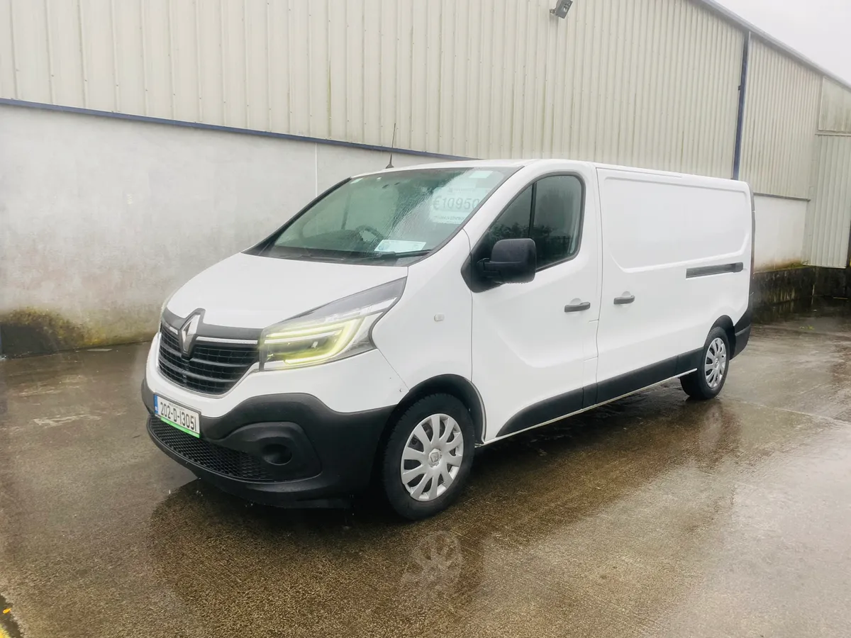 201 Renault Trafic 2.0 120bhp LWB €10,950 + VAT - Image 1