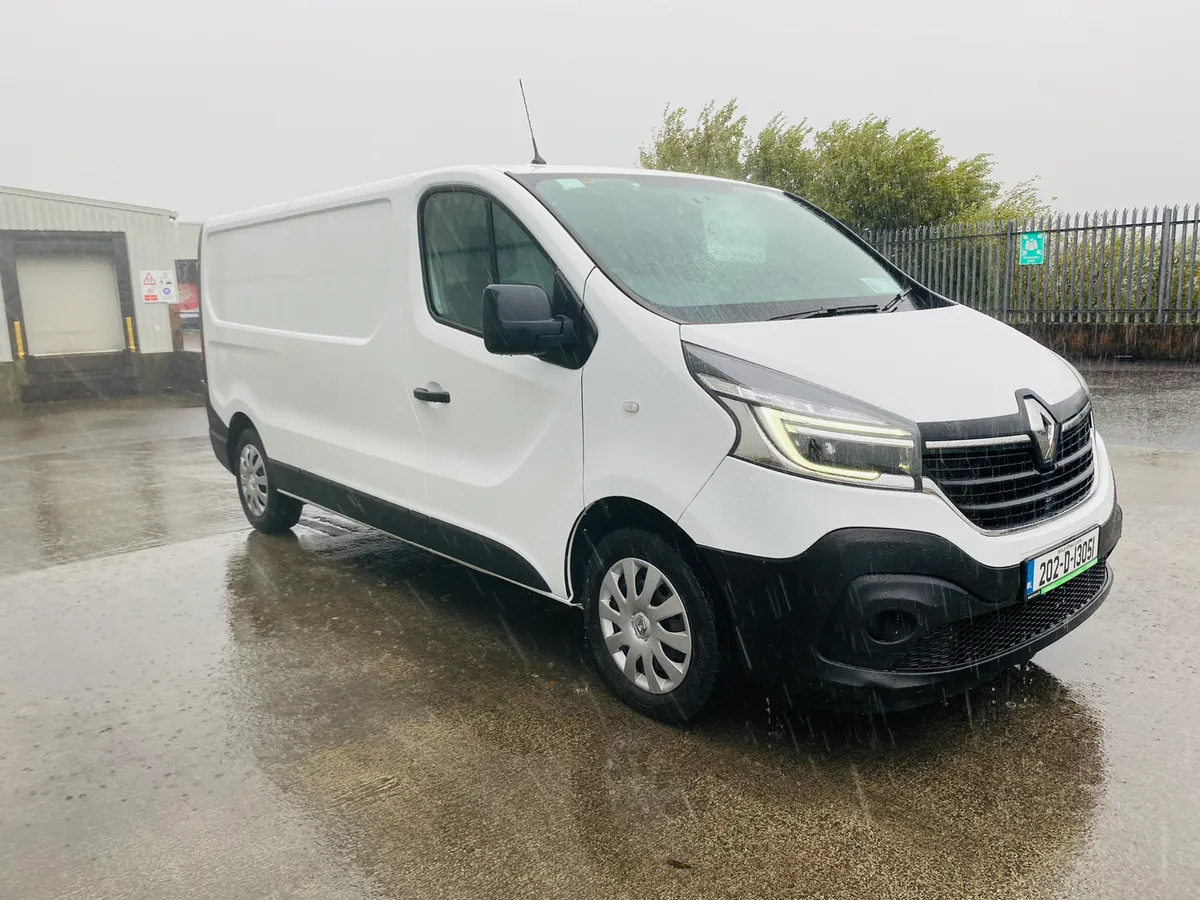 201 Renault Trafic 2.0 120bhp LWB €10,950 + VAT - Image 3