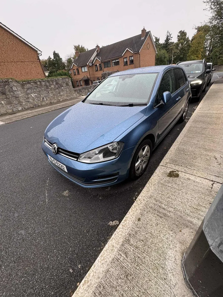 Volkswagen golf - Image 1