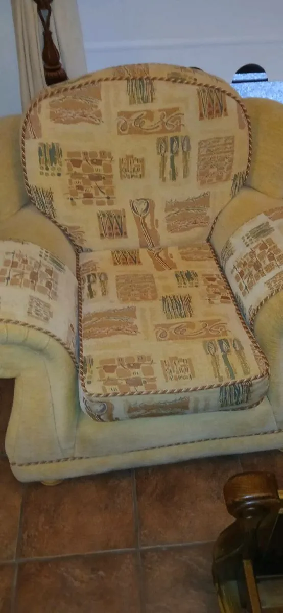 Living Room Chairs - Image 3