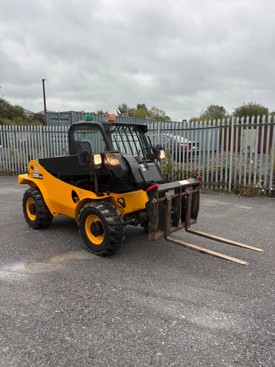 JCB 520-40 - Image 3