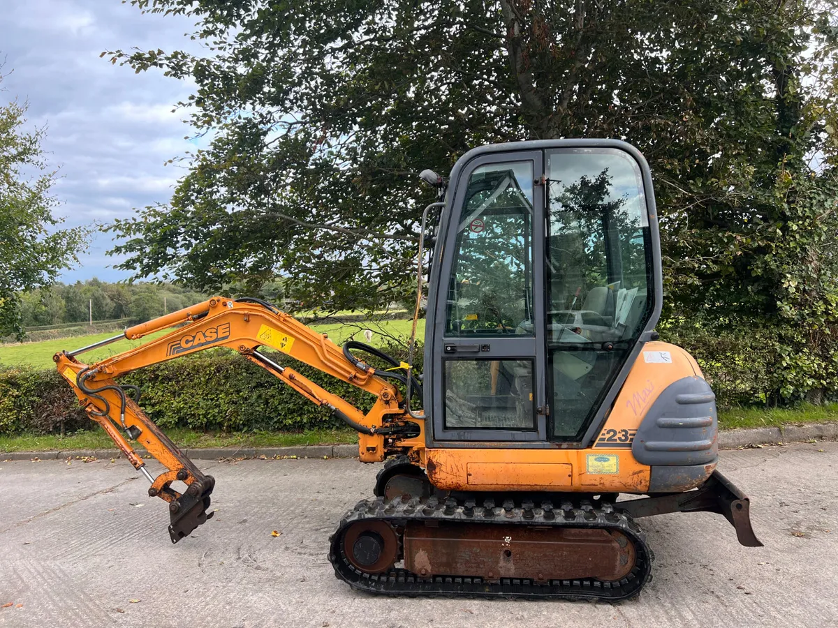 Case 23 Digger - Image 1