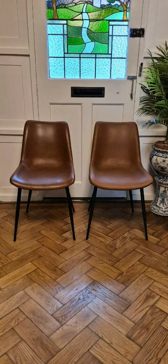 6 leather dining chairs - Image 1