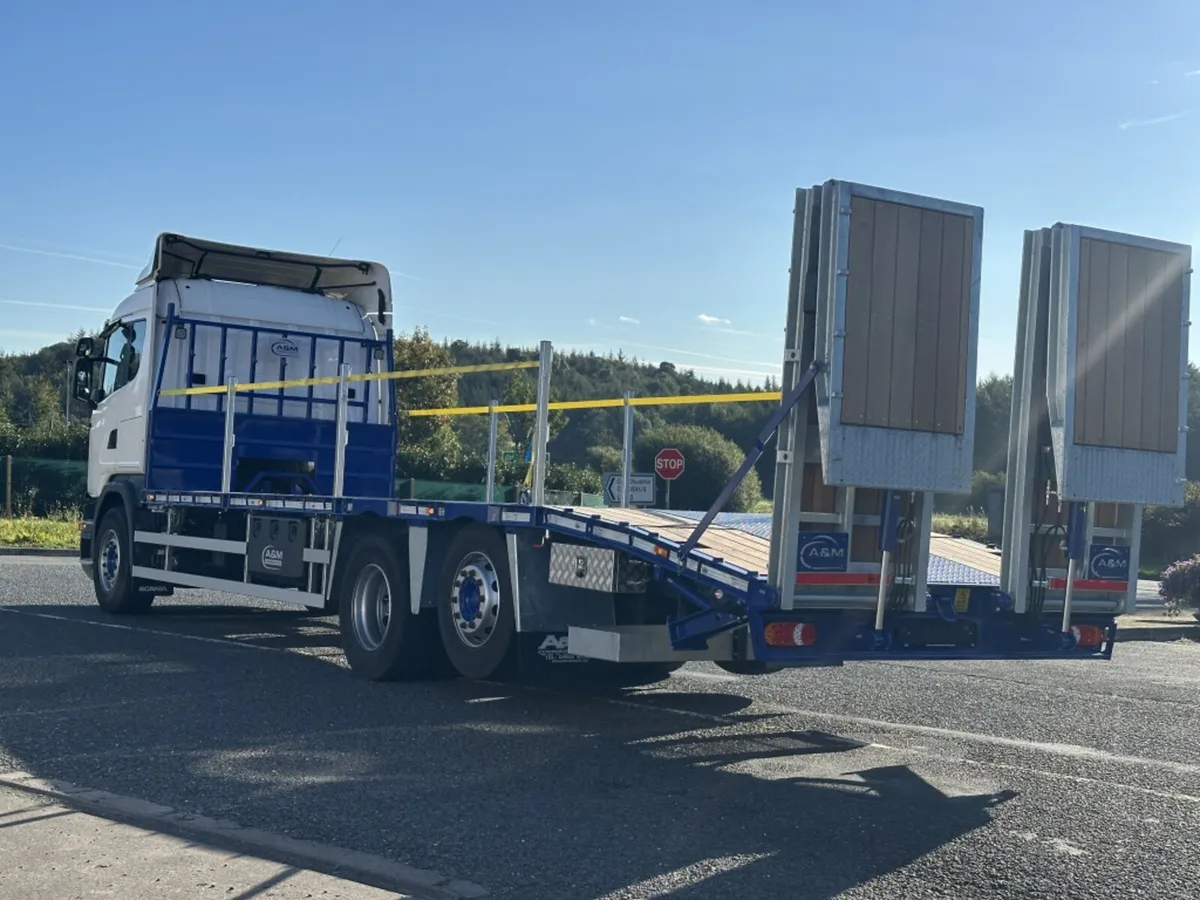 2016 (16) SCANIA G320 6X2 BEAVERTAIL - Image 4