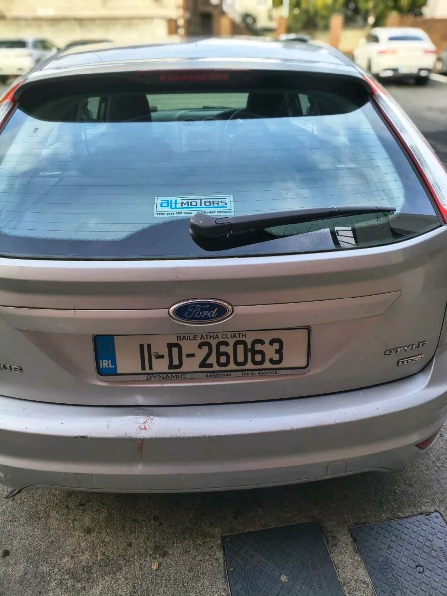Car - Image 2