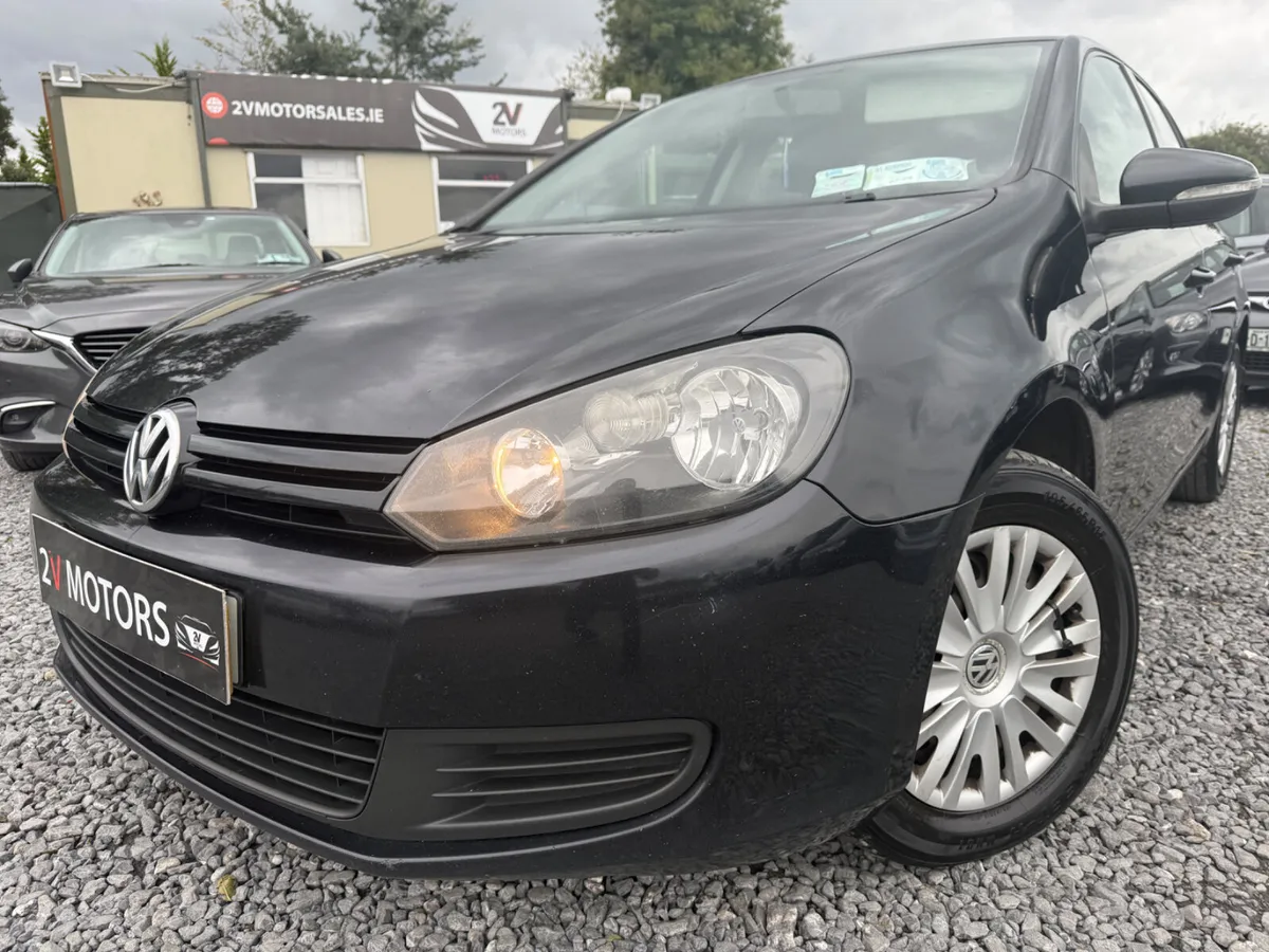 🔵 Volkswagen Golf 1.6 TDI 90BHP - Image 1