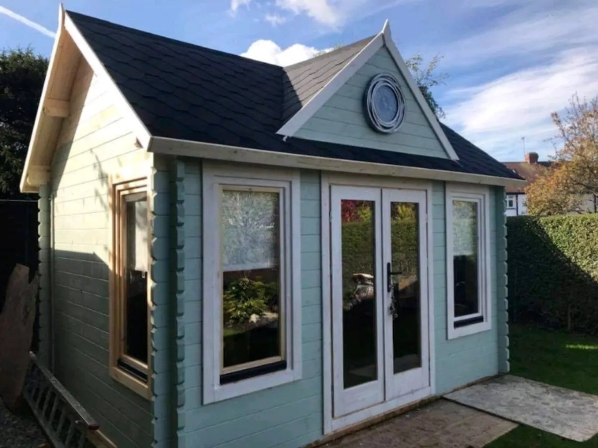 Solid wood cabin "Clockhouse" 4×3m - Image 3