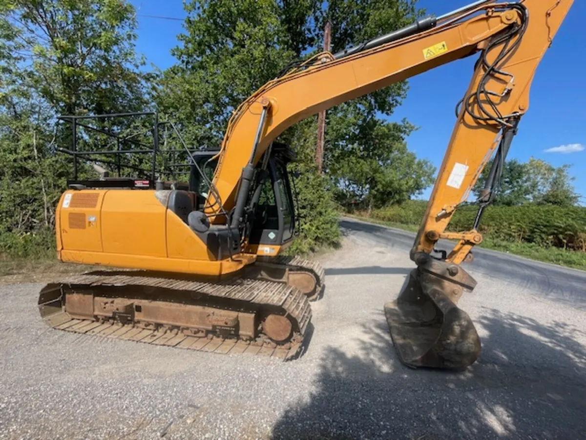 Excavator - Image 2