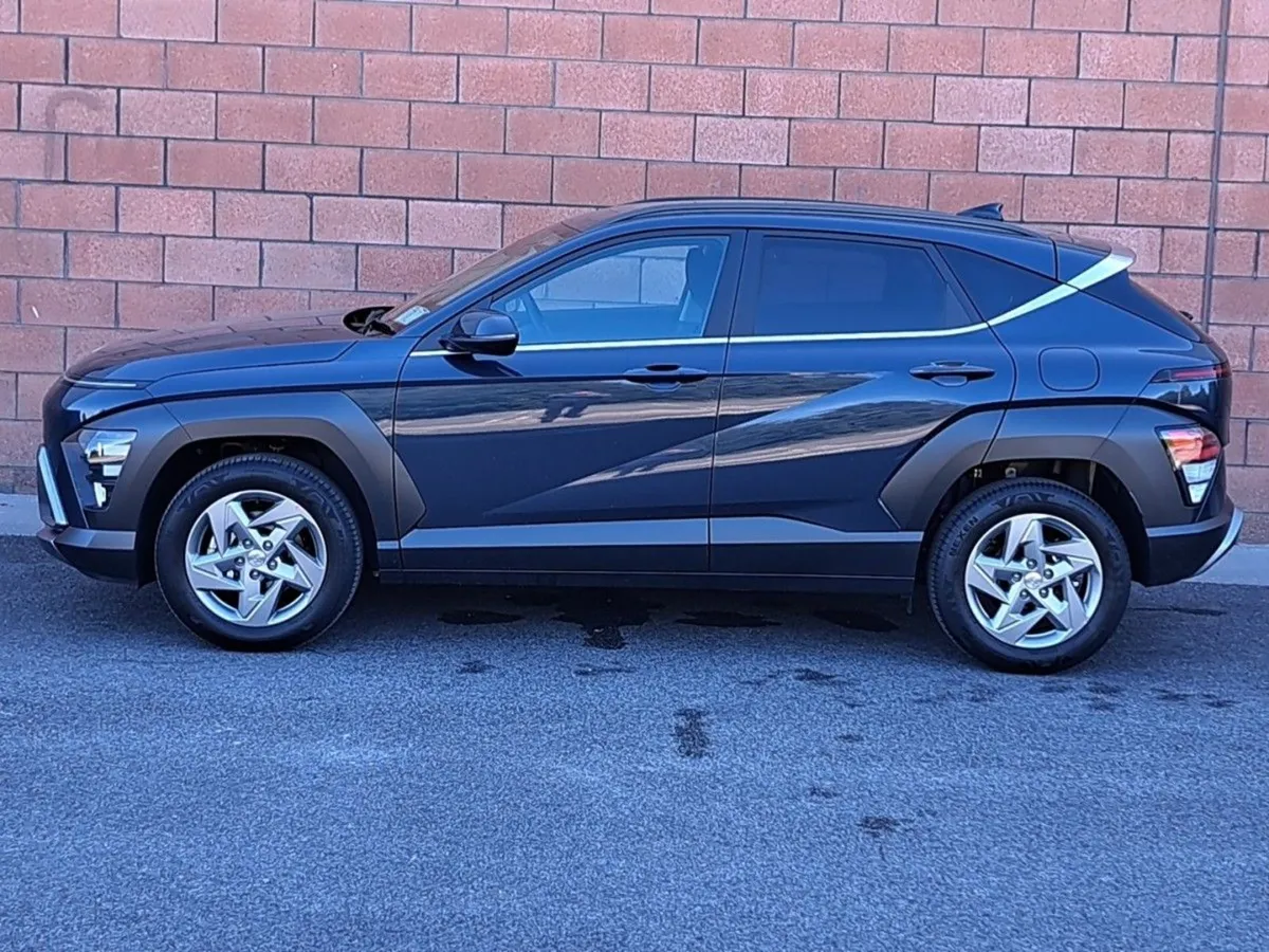 Hyundai Kona Elegance Model 1.0 Tubo Petrol 120 B - Image 3