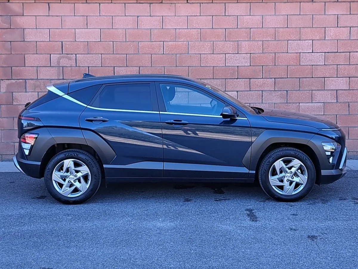 Hyundai Kona Elegance Model 1.0 Tubo Petrol 120 B - Image 4