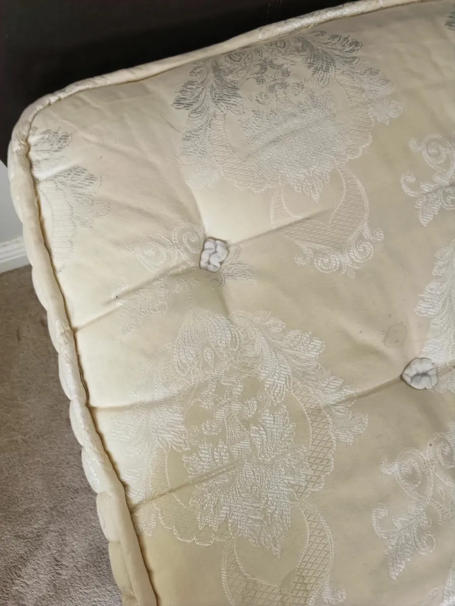 Double BED 4'6" - Image 2