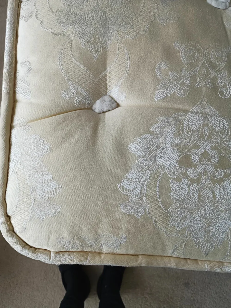 Double BED 4'6" - Image 3
