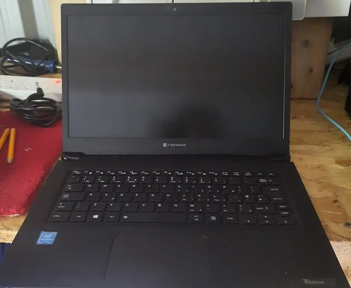 Toshiba Dynabook notebook laptop - Image 3