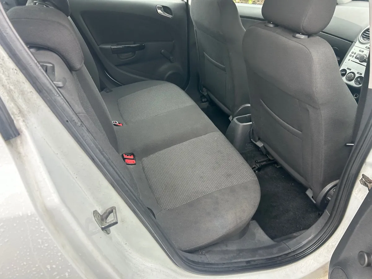 Vauxhall /Opel corsa 2011 /New nct - Image 2