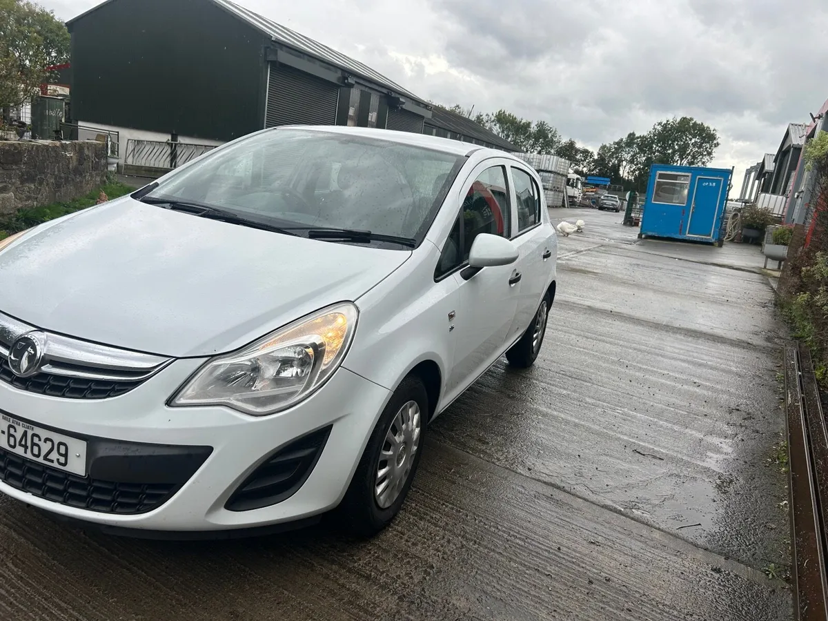 Vauxhall /Opel corsa 2011 /New nct - Image 4