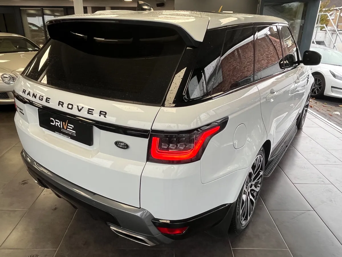 Land Rover Range Rover Sport HSE Dynamic 2021 - Image 4