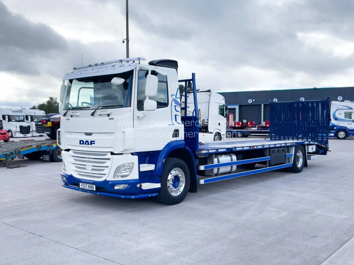 2017 (17) DAF CF 260 18 TONNE 4X2 BEAVERTAIL - Image 3