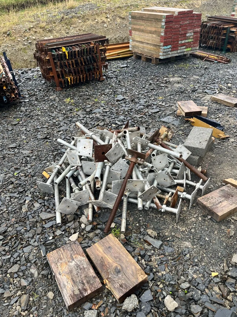 Scaffolding - Image 4