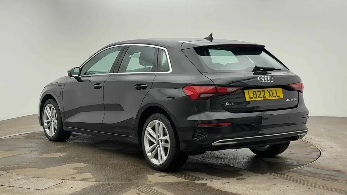 Audi A3 Sportback Sport - Image 2