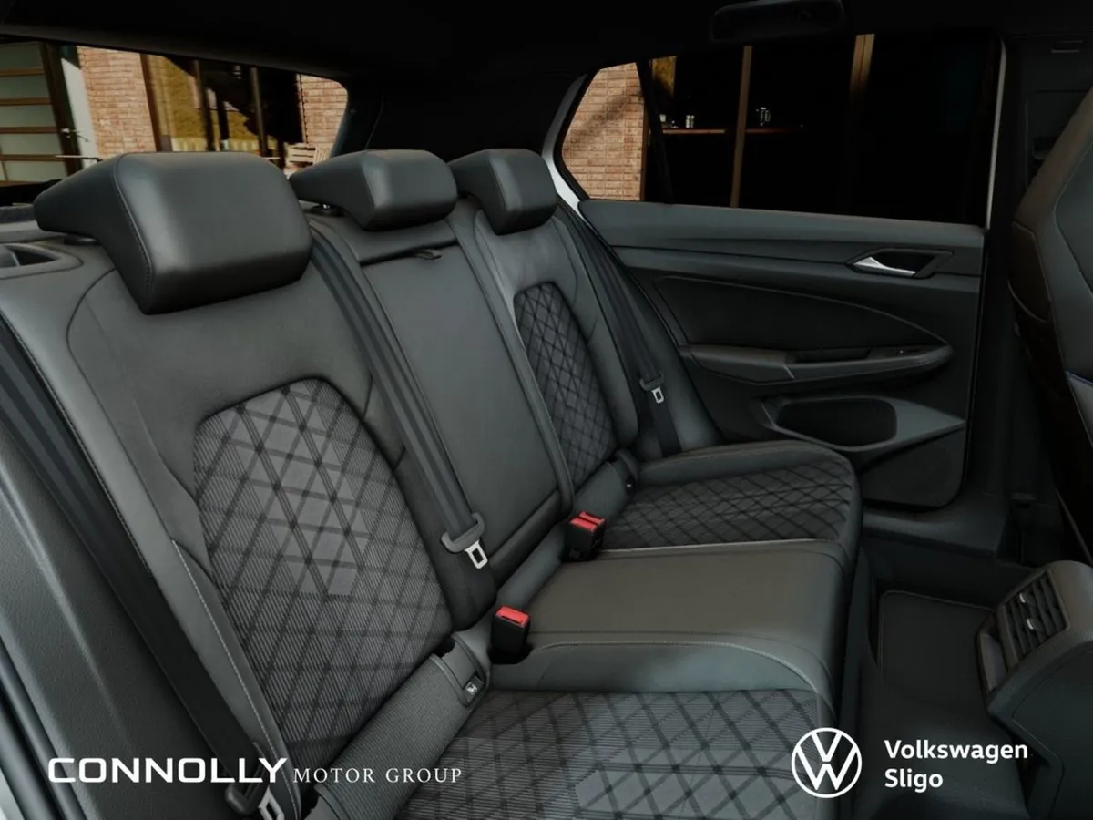 Volkswagen Golf R-line 1.5ltsi Mhev 116HP - Image 4