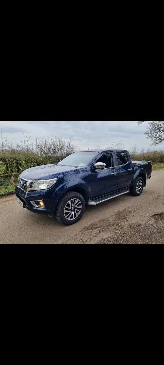 17 nissan navara - Image 1