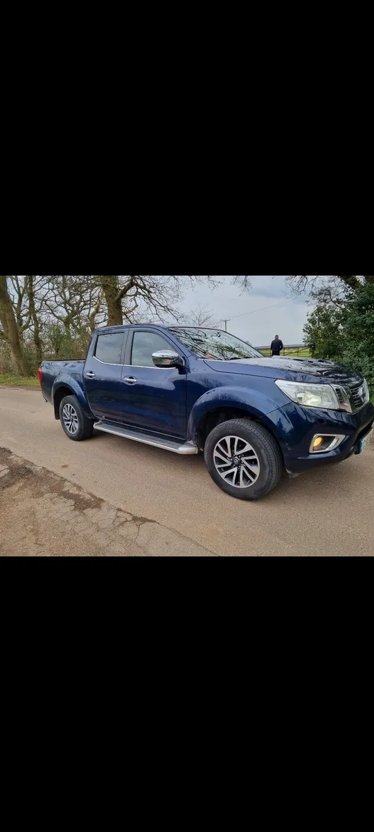 17 nissan navara - Image 4
