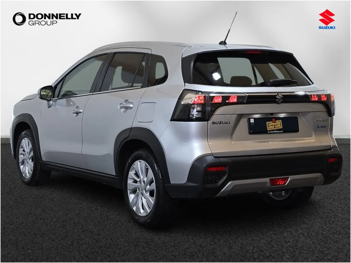 Suzuki S-Cross Hatchback Motion - Image 2