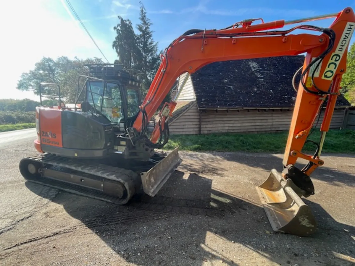 Excavator - Image 2