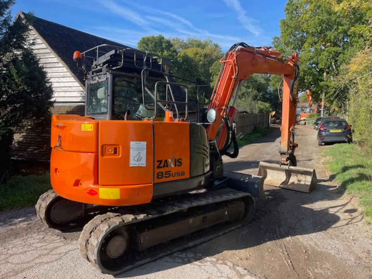 Excavator - Image 3