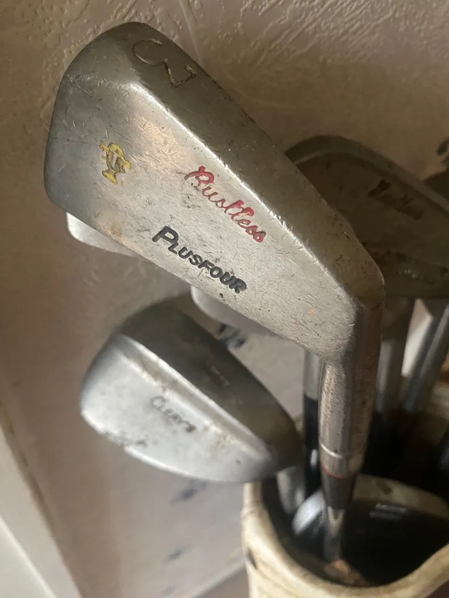 Vintage golf equipment - Image 2