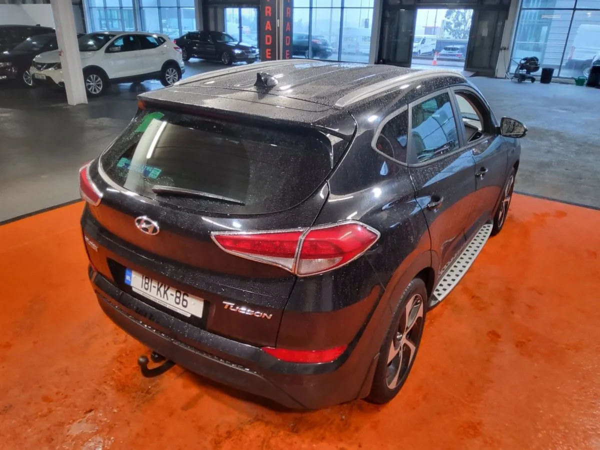 Hyundai Tucson 1.7 D Executive SE - Image 3