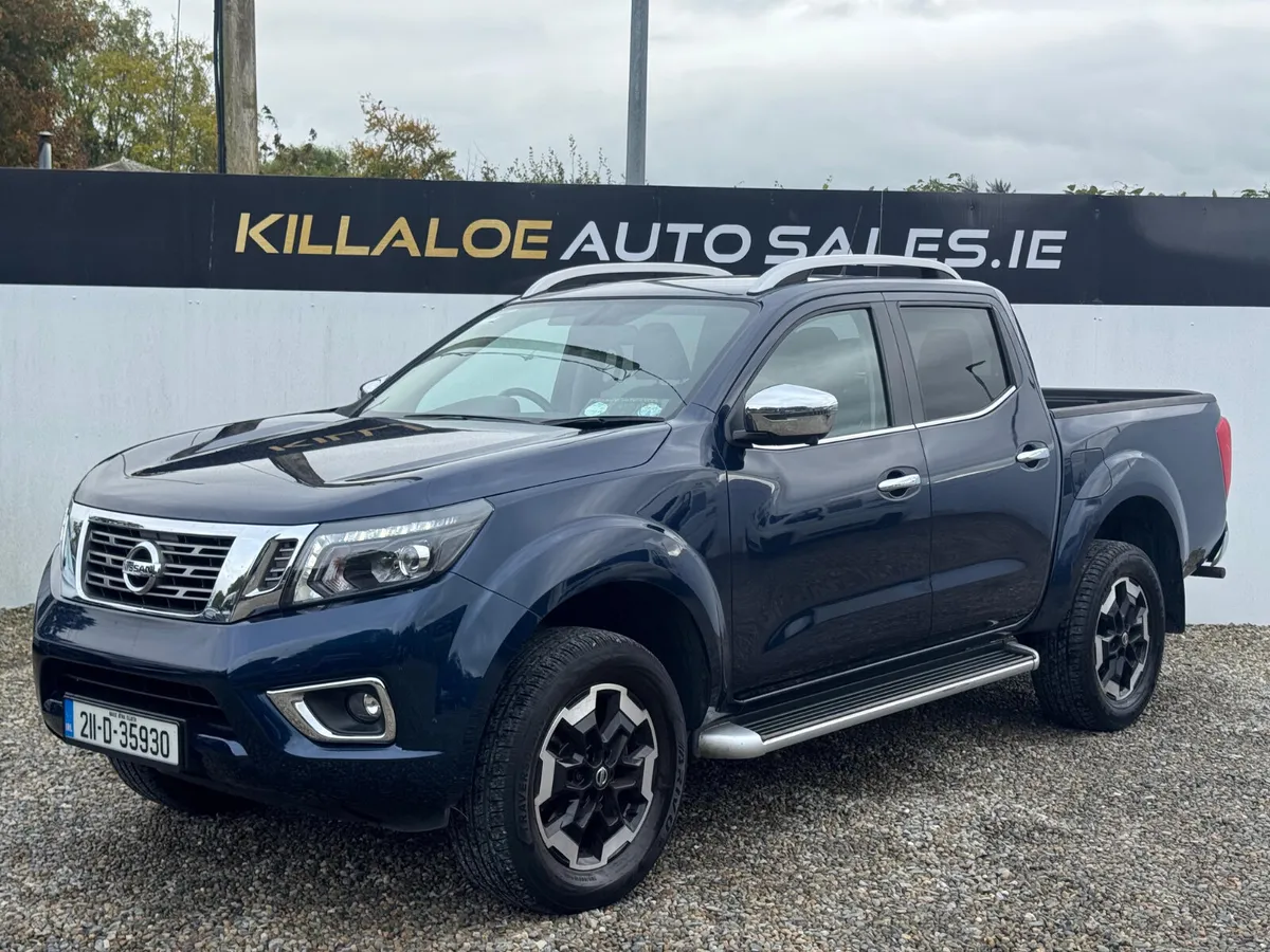 20121 Nissan Navara 2.3D Tekna Automatic - Image 3