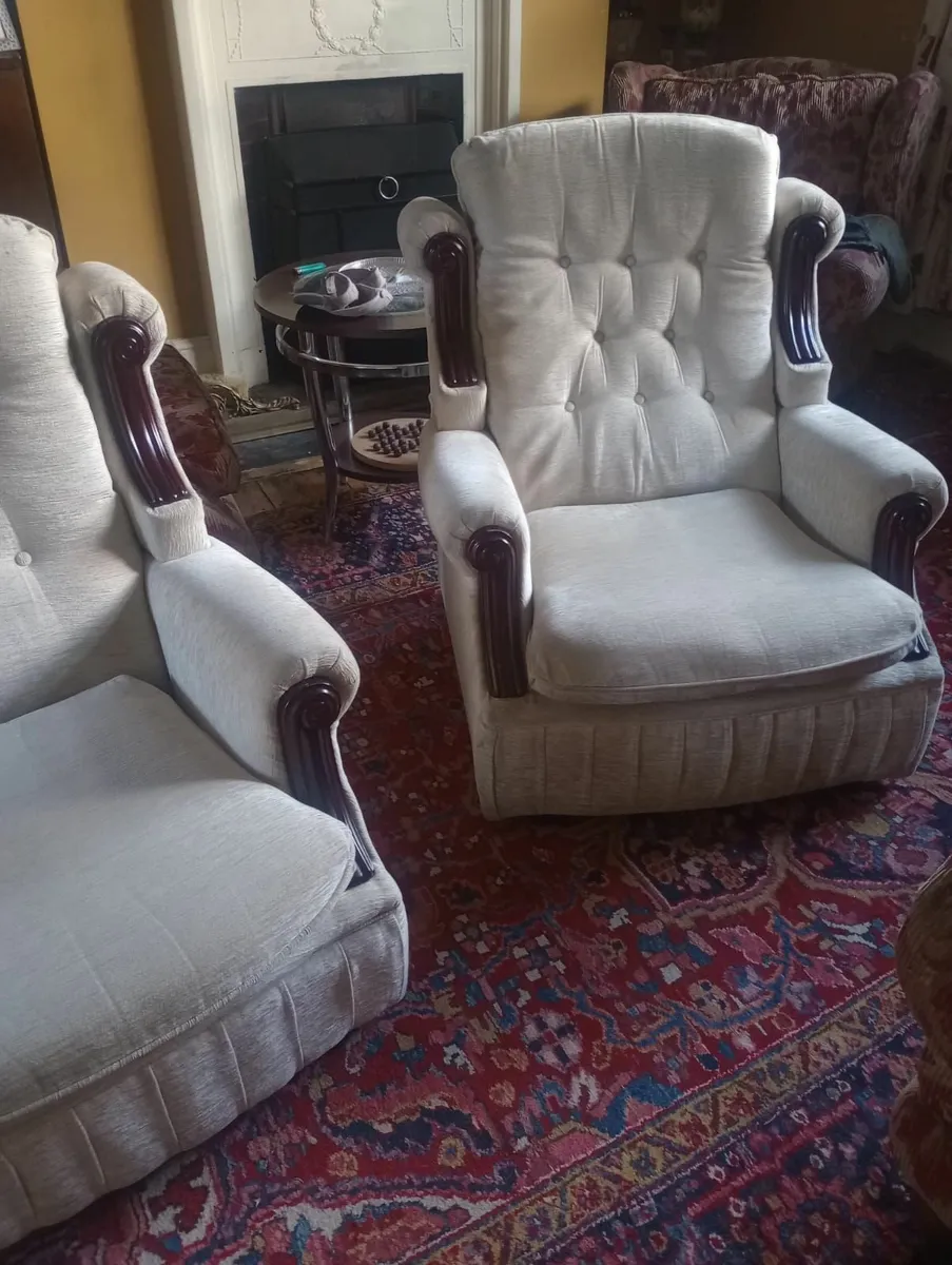 Armchairs - Image 2