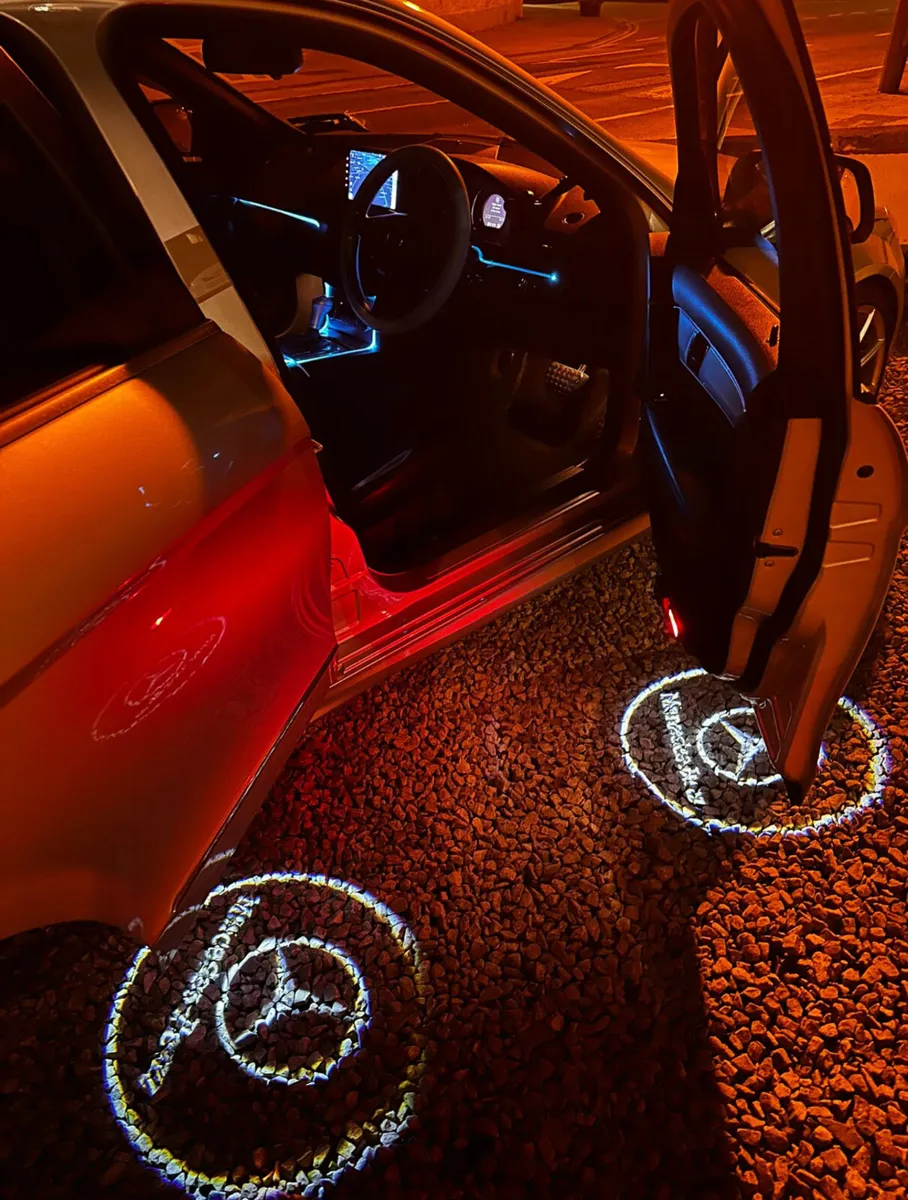Mercedes Benz - Image 4