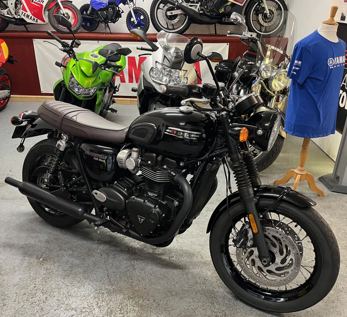 2022 Triumph T120 Bonneville @ Meskells - Image 1