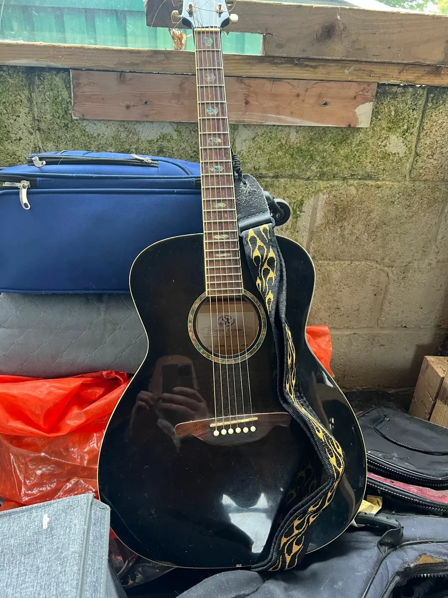 Nice acoustic guitar for sale - Image 1