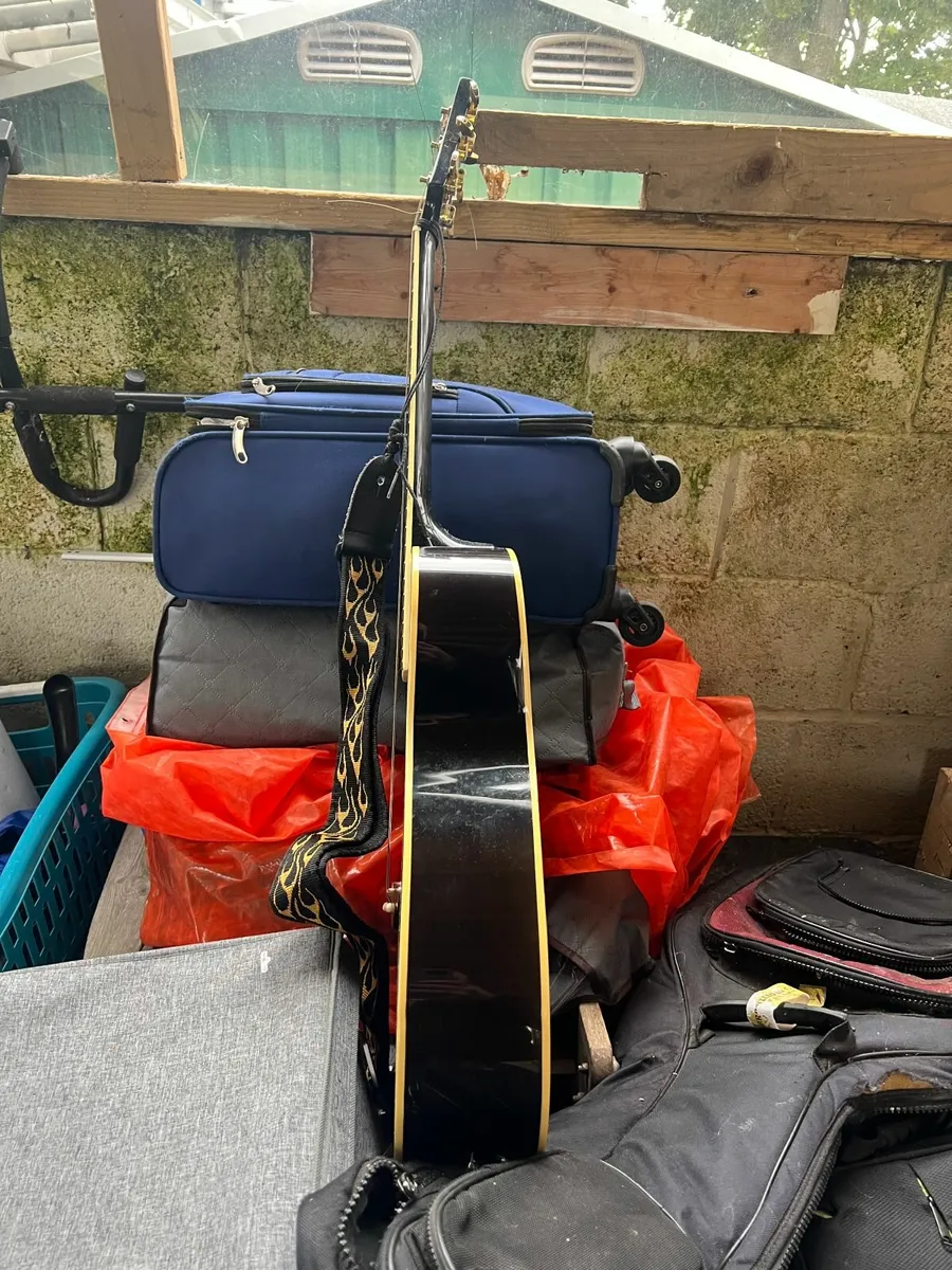 Nice acoustic guitar for sale - Image 2