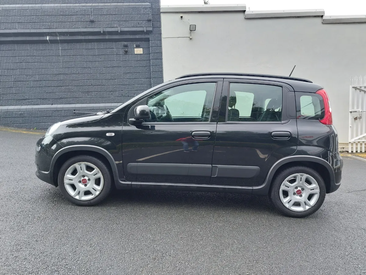 Fiat Panda 2023 1.0 MHEV NEW ARRIVAL GREAT VALUE - Image 4