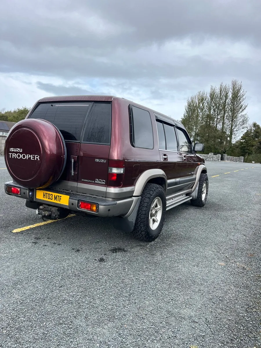 Isuzu trooper insignia - Image 4
