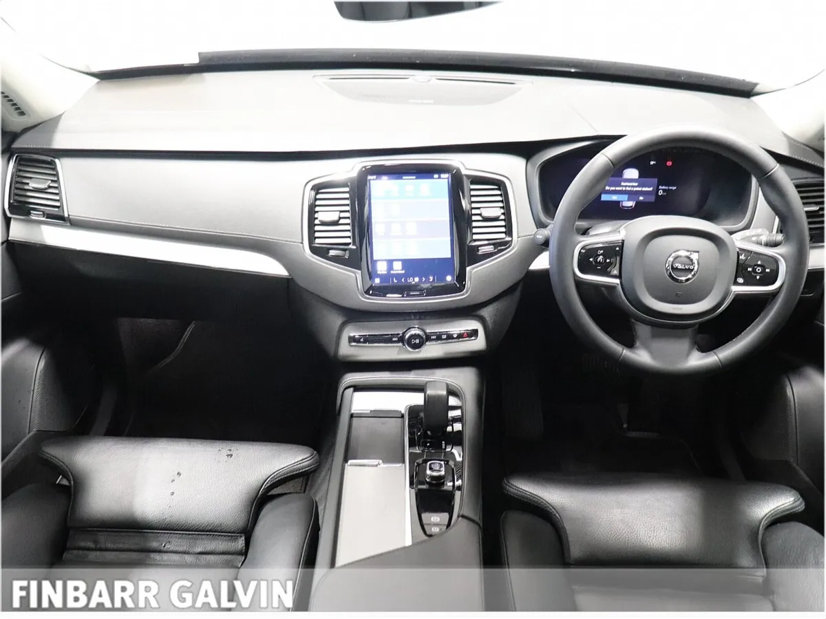2022 VOLVO XC90 T8 PHEV 455hp Plus (Dark Theme) - Image 4