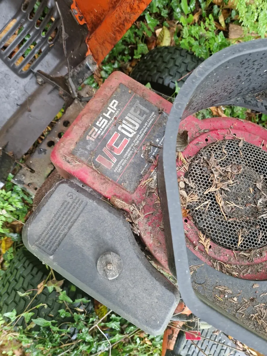 Ride on Lawnmower x 2 - Image 1
